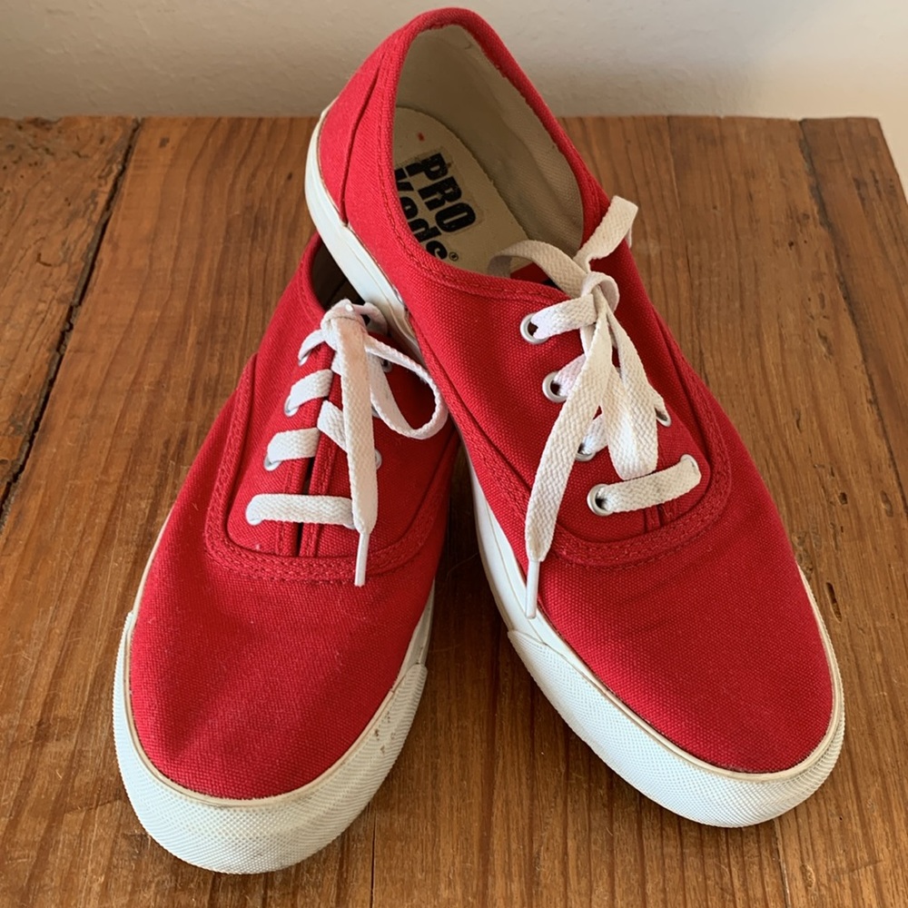 Women's Keds Pro Red Canvas Sneakers - size 7.5
